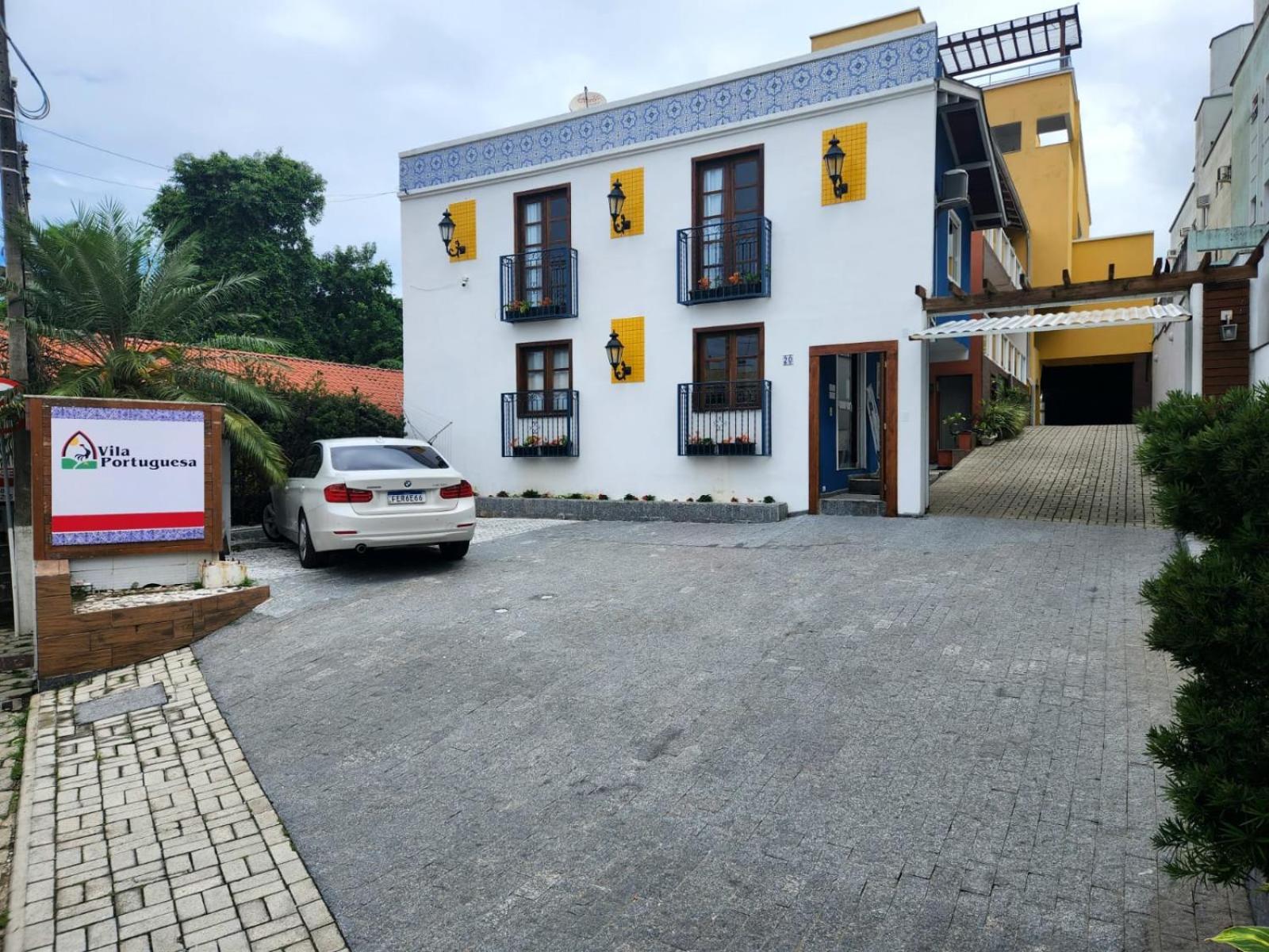 Pousada Vila Portuguesa 邦比尼亚斯 外观 照片